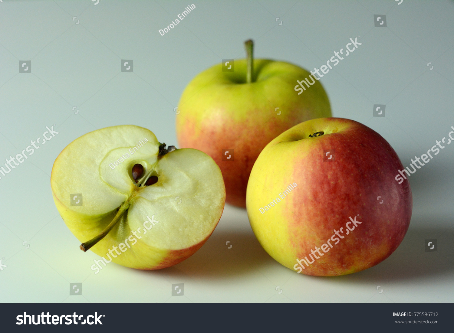 苹果版Shortcuts(苹果版三国志战略版安卓可以玩吗)-第2张图片-QuickQ官网 苹果版Shortcuts(苹果版三国志战略版安卓可以玩吗)-第2张图片-QuickQ官网